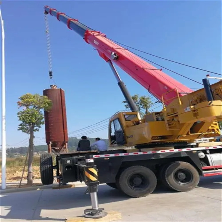 平湖专业吊车租赁多少钱