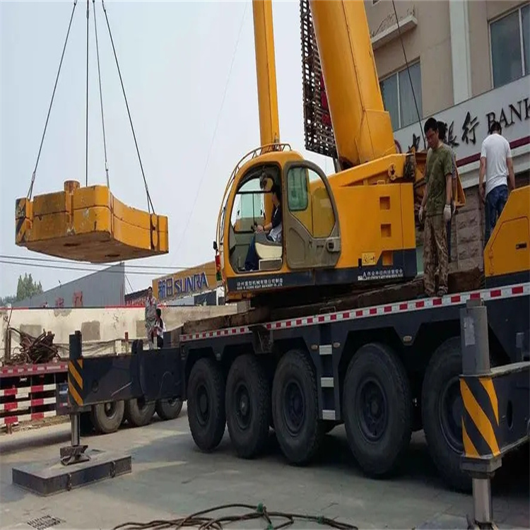 平湖当地吊车出租|机器吊装|75吨|工厂搬迁服务